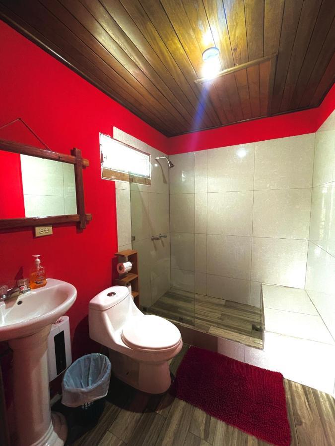 Casa Nostra Otel Lívingston Dış mekan fotoğraf